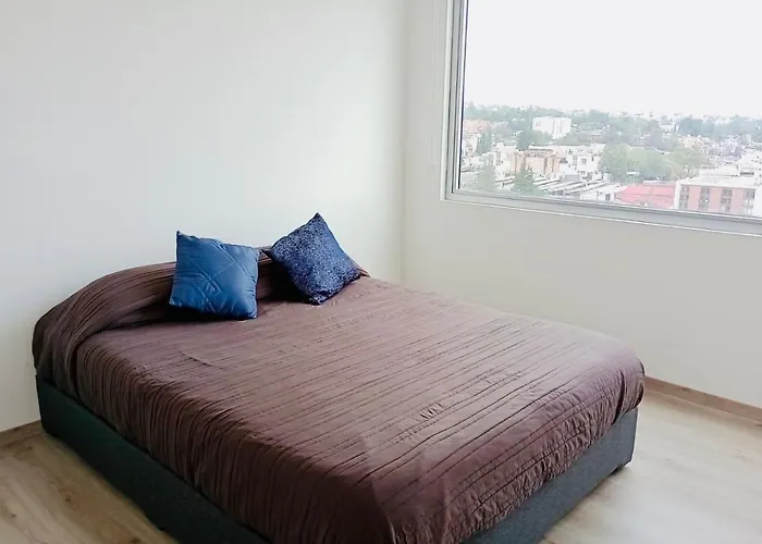 Romulo Ofarril 2parking-3br-2ba Apartment *